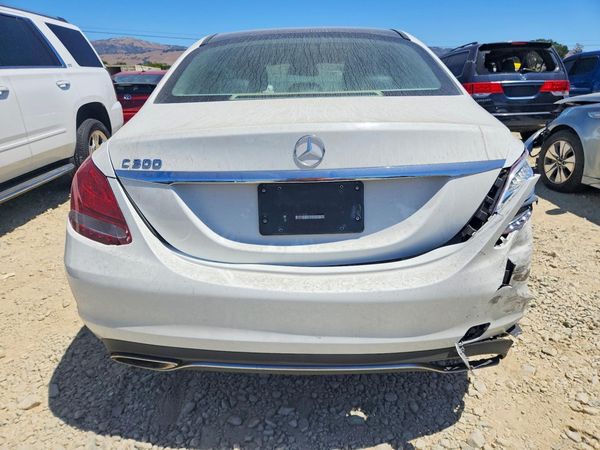 2017 MERCEDES-BENZ C C300