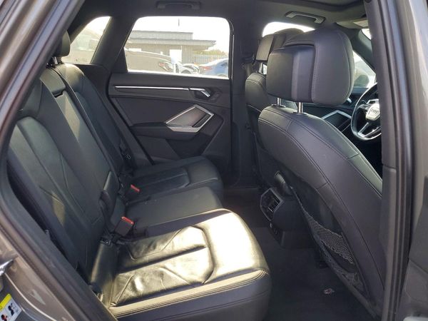 2019 AUDI Q3 quattro Premium