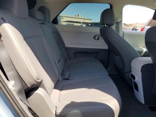 2026 HYUNDAI IONIQ SEL