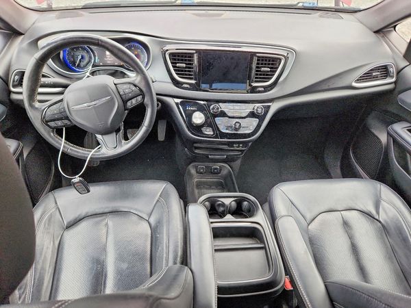 2020 CHRYSLER PACIFICA