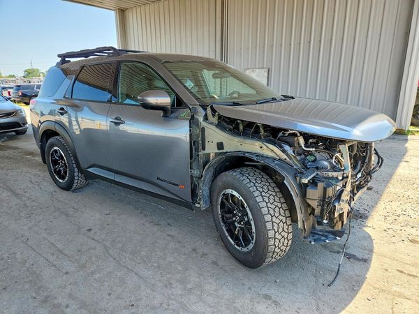 2025 NISSAN PATHFINDER