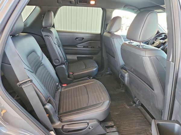 2025 NISSAN PATHFINDER