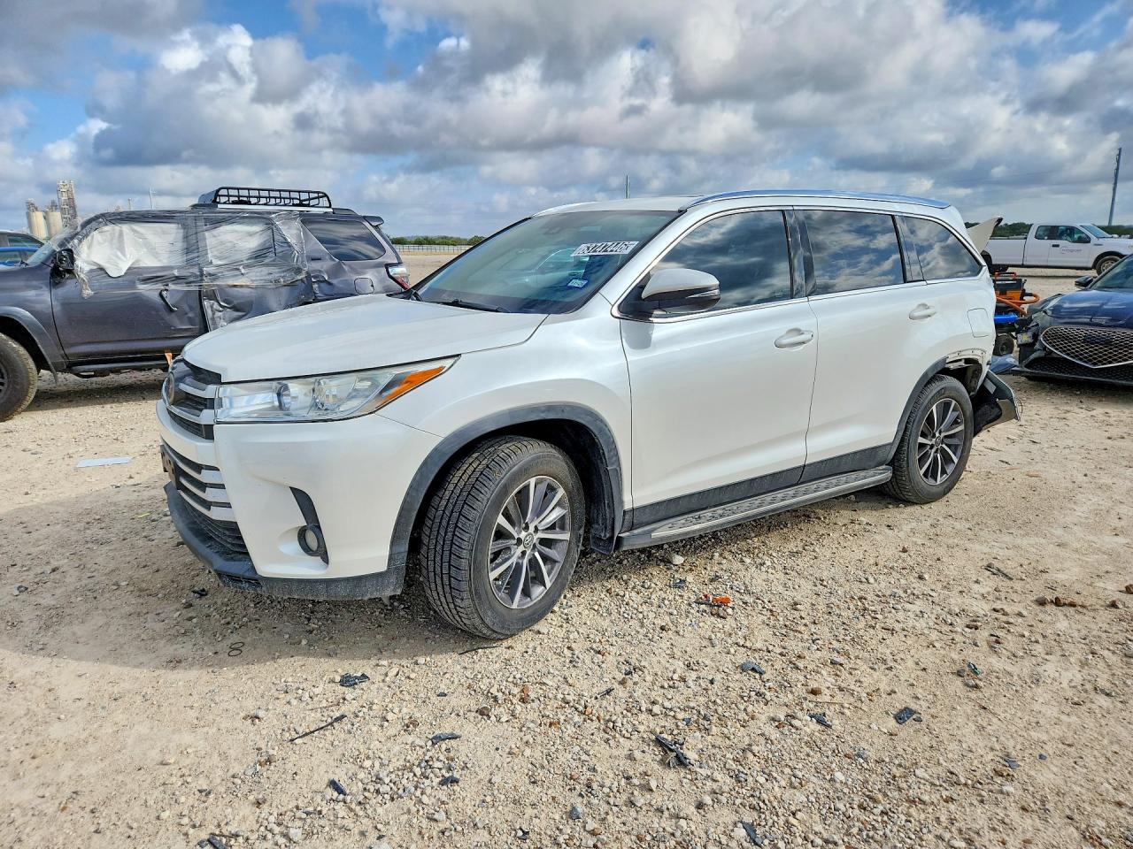2019 TOYOTA HIGHLANDER SE/XLE