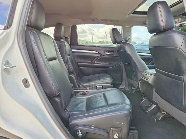 2019 TOYOTA HIGHLANDER SE/XLE
