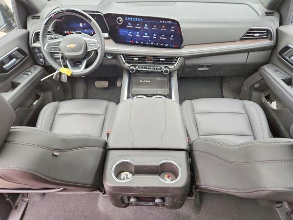 2025 CHEVROLET SUBURBAN LT