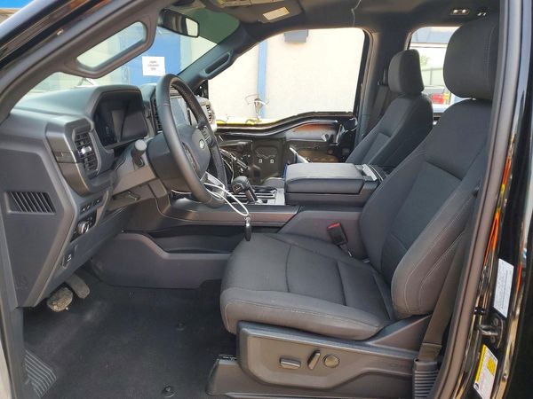 2024 FORD F150