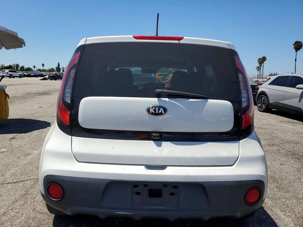 2018 KIA SOUL Base