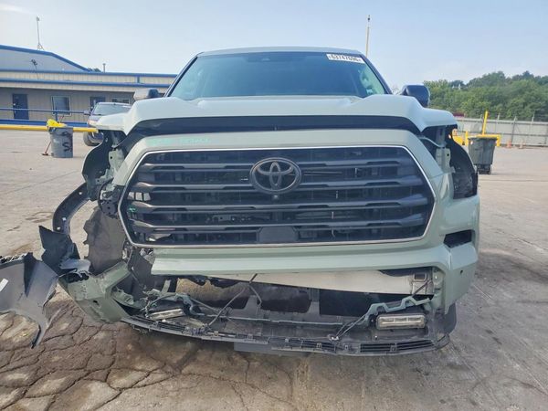 2024 TOYOTA SEQUOIA