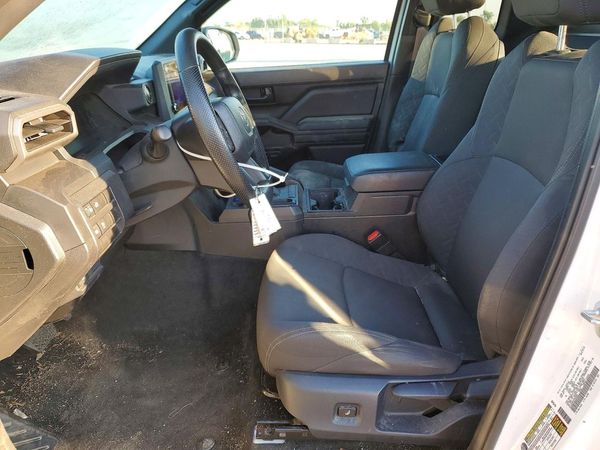 2025 TOYOTA TACOMA