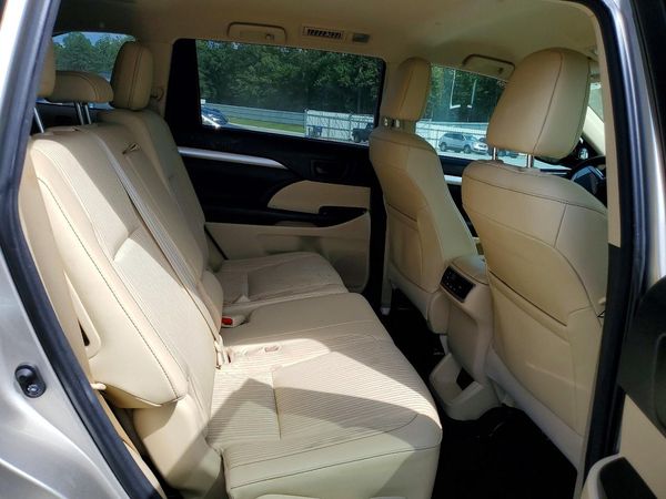 2016 TOYOTA HIGHLANDER Base/Hybrid