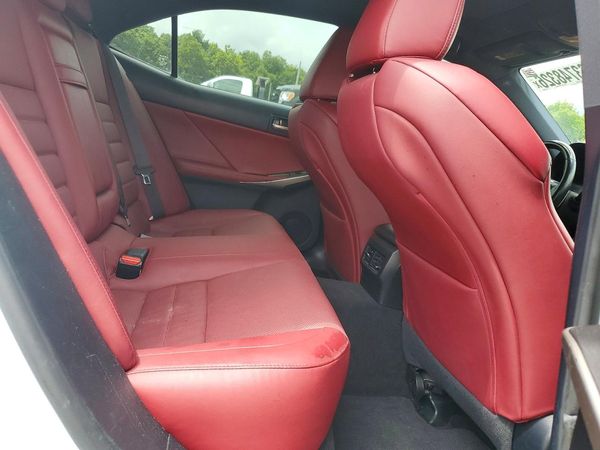 2019 LEXUS IS