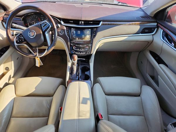 2013 CADILLAC XTS