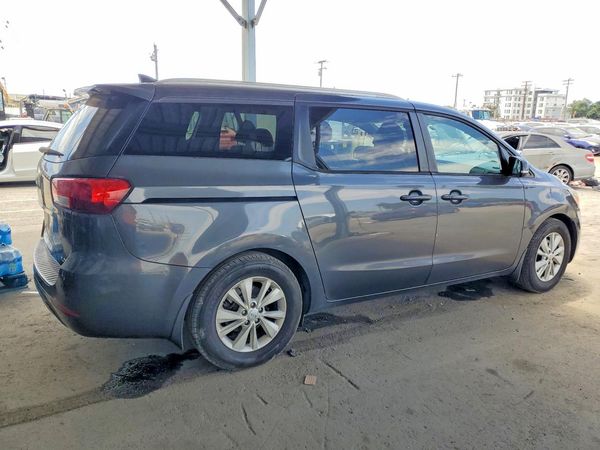 2016 KIA SEDONA LX - Middle-low