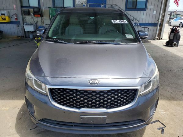 2016 KIA SEDONA LX - Middle-low