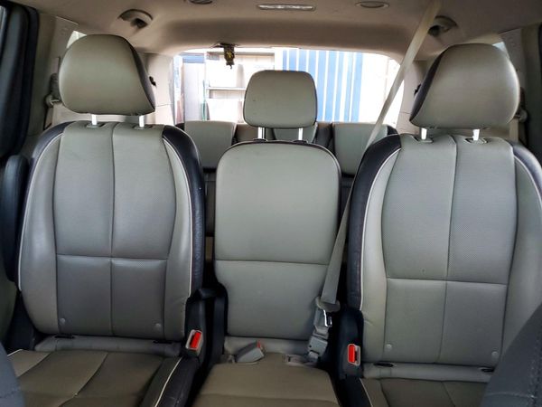 2016 KIA SEDONA LX - Middle-low