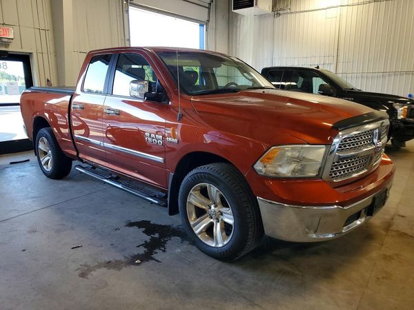 2013 RAM 1500 SLT