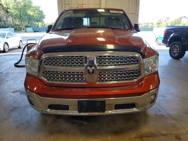 2013 RAM 1500 SLT