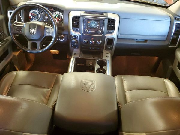 2013 RAM 1500 SLT