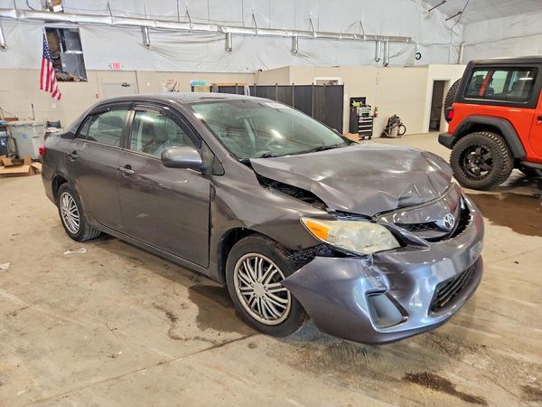 2012 TOYOTA COROLLA