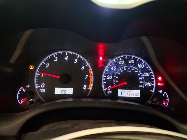 2012 TOYOTA COROLLA