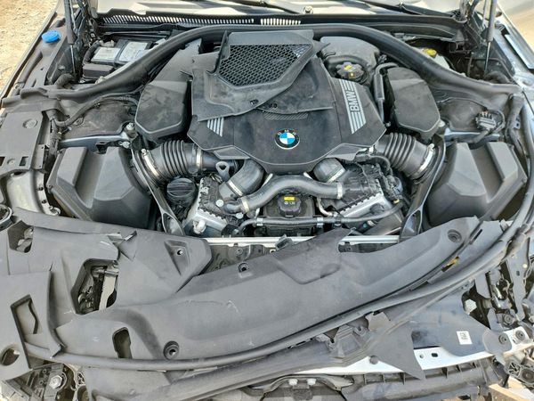 2023 BMW M850XI