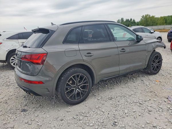 2023 AUDI SQ5