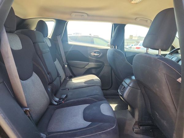 2016 JEEP CHEROKEE SPORT 4X4