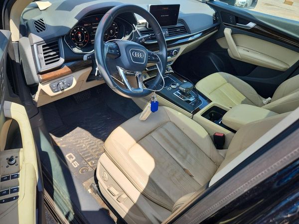 2020 AUDI Q5