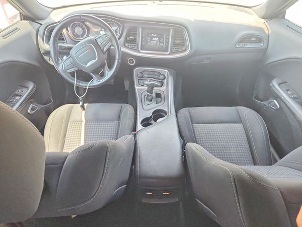 2015 DODGE CHALLENGER SXT