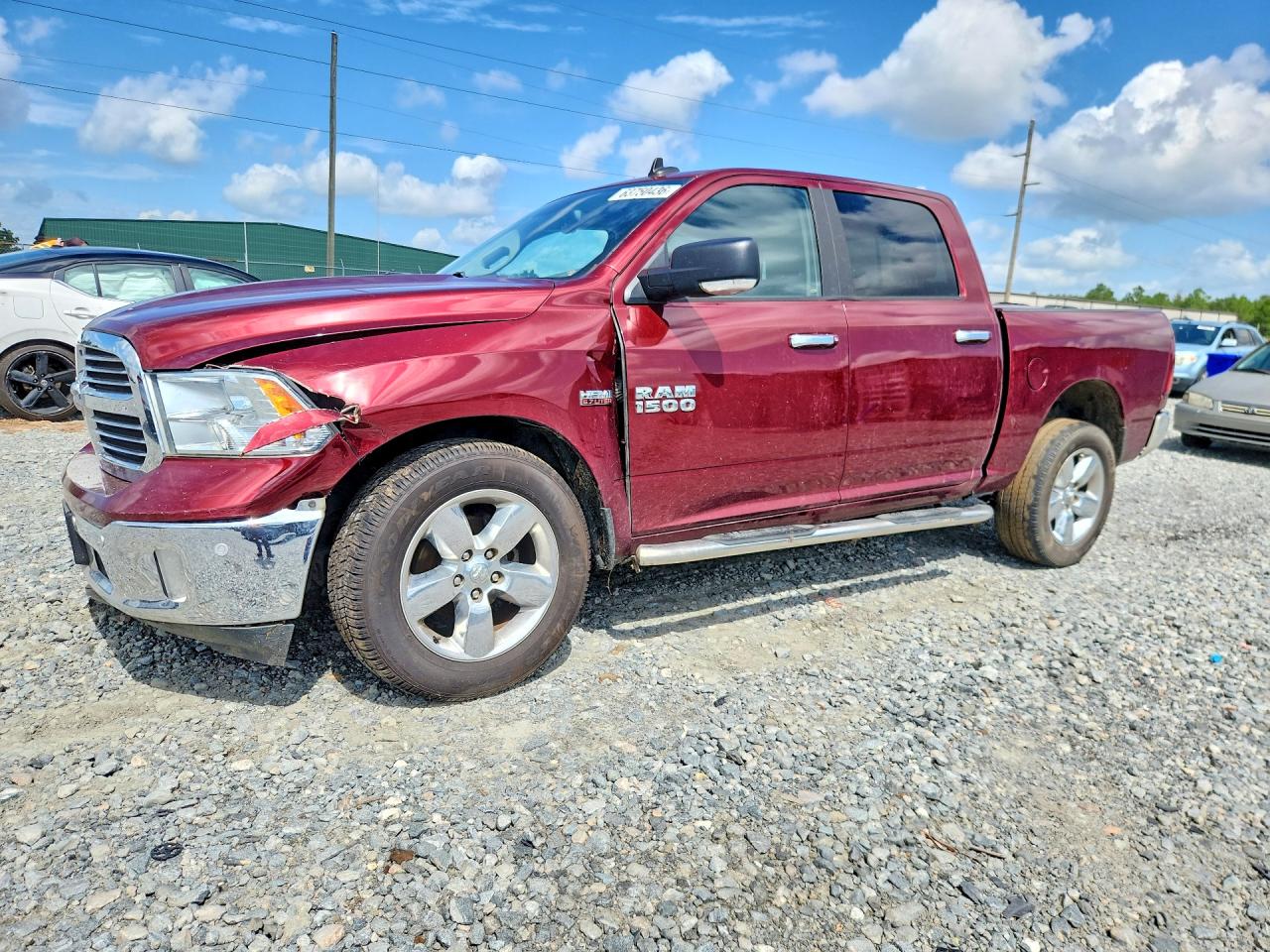 2017 RAM 1500 SLT CREW CAB 4X2