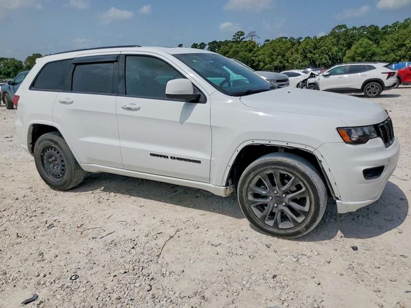 2020 JEEP GRAND CHEROKEE Laredo
