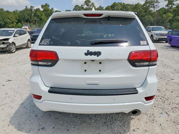 2020 JEEP GRAND CHEROKEE Laredo