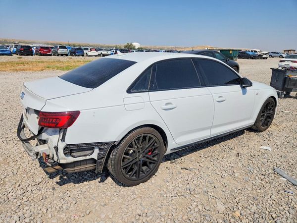 2019 AUDI A4 quattro Premium Plus