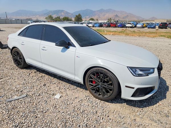 2019 AUDI A4 quattro Premium Plus