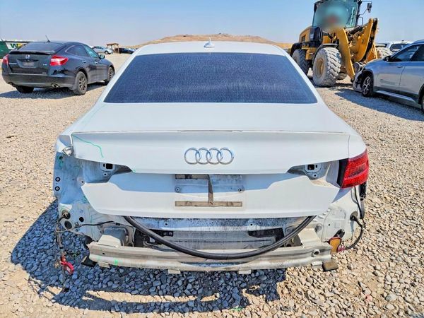 2019 AUDI A4 quattro Premium Plus