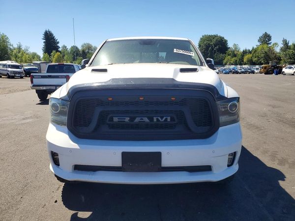 2014 RAM 1500 Sport