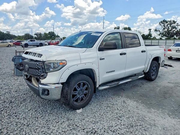 2018 TOYOTA TUNDRA SR5