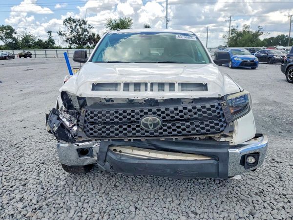 2018 TOYOTA TUNDRA SR5