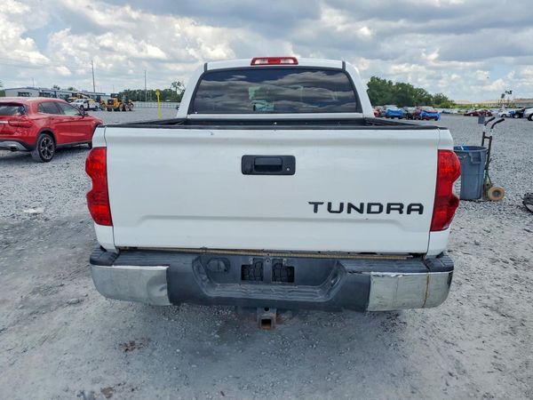 2018 TOYOTA TUNDRA SR5