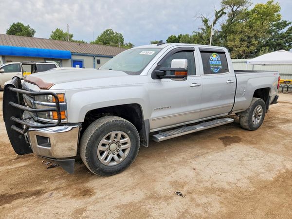 2017 CHEVROLET SILVERADO