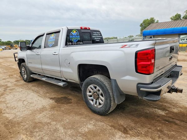2017 CHEVROLET SILVERADO LTZ