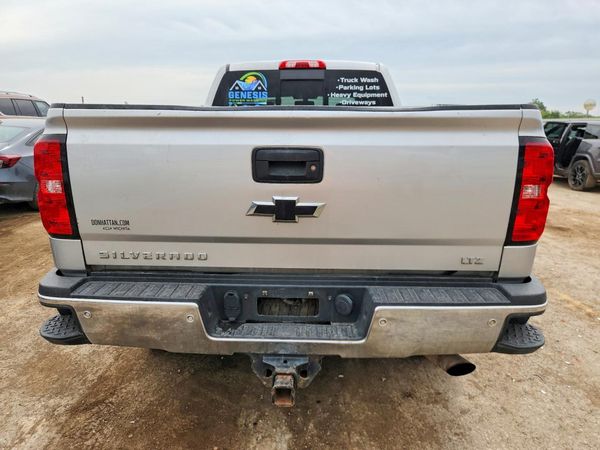 2017 CHEVROLET SILVERADO LTZ
