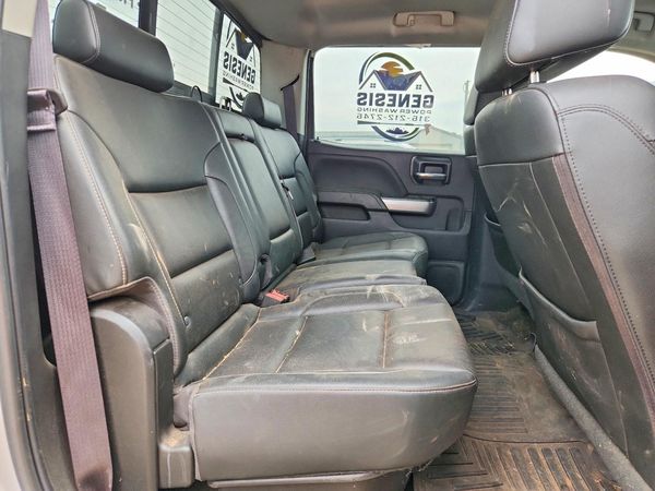 2017 CHEVROLET SILVERADO LTZ