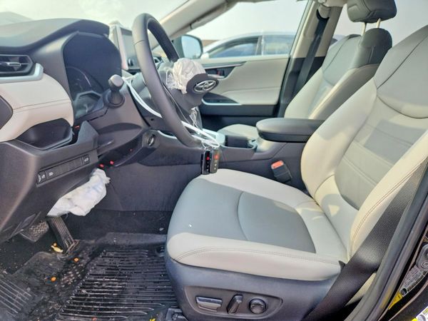 2025 TOYOTA RAV4