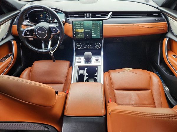 2021 JAGUAR XF