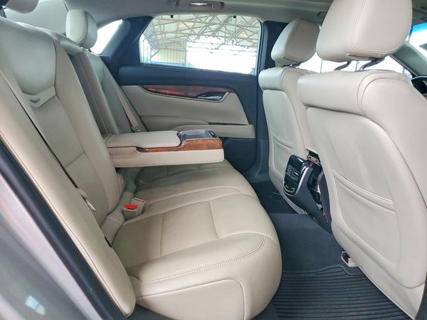 2018 CADILLAC XTS Premium Luxury