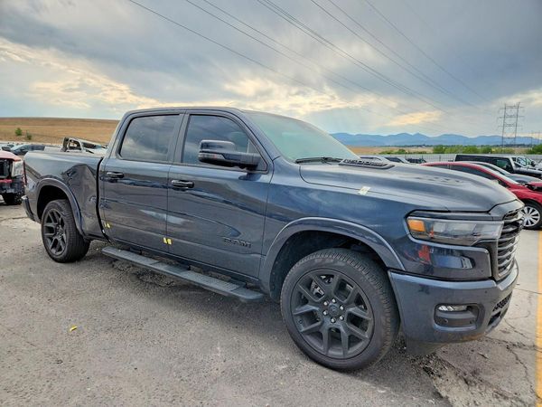 2025 RAM 1500 Laramie — Passenger 3/4