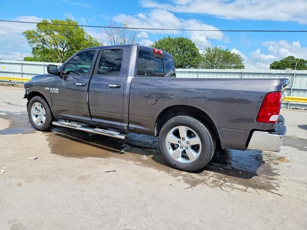 2016 RAM 1500 SLT