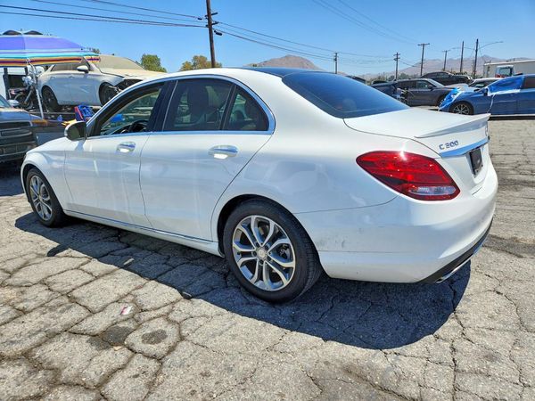2016 MERCEDES-BENZ C C300