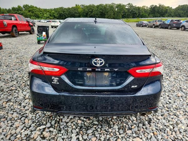 2020 TOYOTA CAMRY